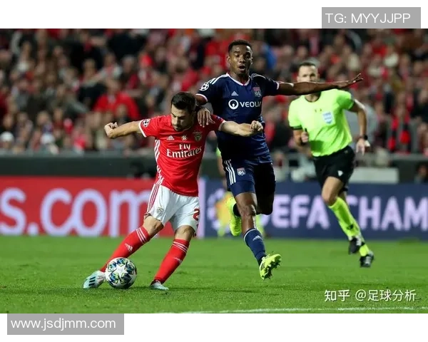 欧冠比赛新突破内置芯片的足球实时追踪射门数据助力战术分析